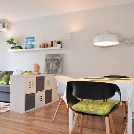 Brina, Stylish Apartment In Портиман Екстериор снимка